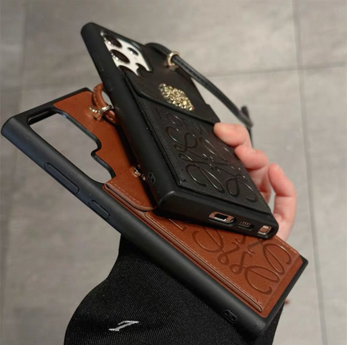 Luxury Leather Crossbody Phone Case with Card Holder